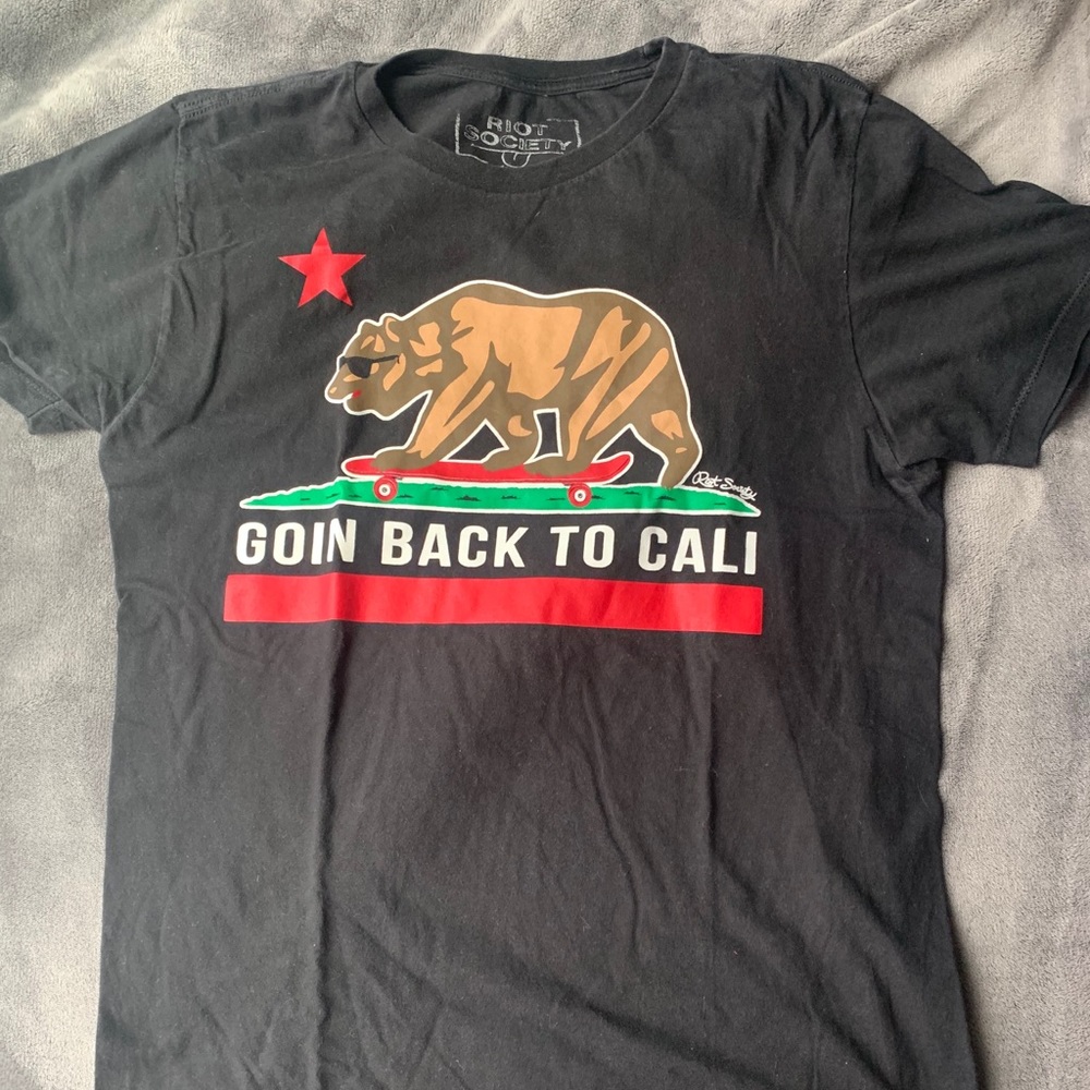 Goin back to Cali T-shirt